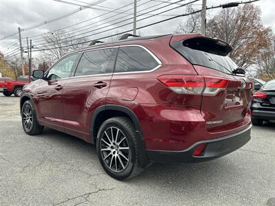 2018 Toyota Highlander SE - Photo 6 - Framingham, MA 01702