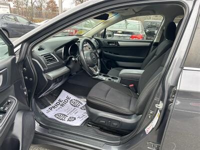 2018 Subaru Outback 2.5i Premium   - Photo 9 - Framingham, MA 01702