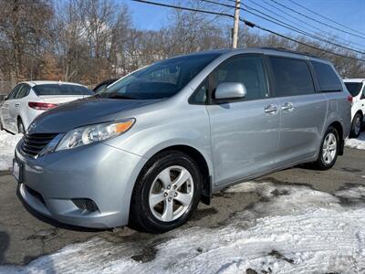 2013 Toyota Sienna LE 8-Passenger  