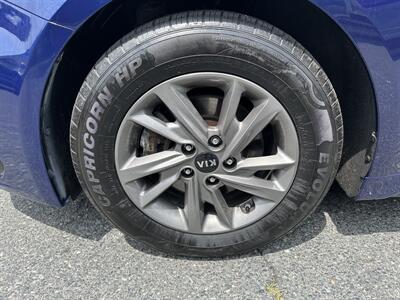2020 Kia Optima LX   - Photo 11 - Acton, MA 01720