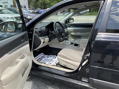 2014 Subaru Outback 2.5i Premium   - Photo 12 - Acton, MA 01720