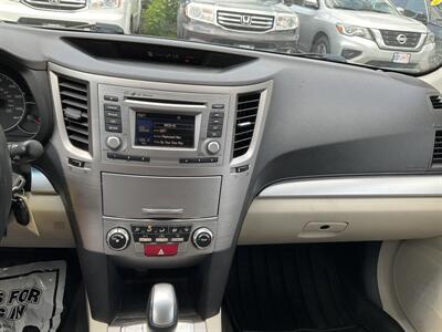 2014 Subaru Outback 2.5i Premium   - Photo 18 - Acton, MA 01720