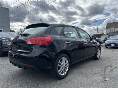 2011 Kia Forte5 EX - Photo 4 - Framingham, MA 01702