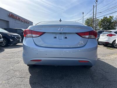 2011 Hyundai ELANTRA Limited   - Photo 5 - Framingham, MA 01702