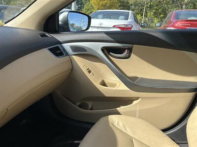 2011 Hyundai ELANTRA Limited   - Photo 12 - Framingham, MA 01702