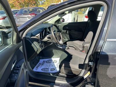 2013 Chevrolet Cruze 1LT Auto   - Photo 9 - Framingham, MA 01702