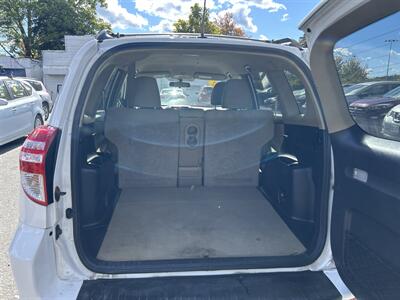 2012 Toyota RAV4 - Photo 9 - Framingham, MA 01702