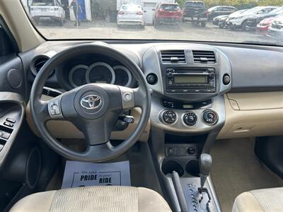 2012 Toyota RAV4 - Photo 10 - Framingham, MA 01702