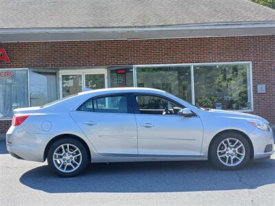 2015 Chevrolet Malibu LT   - Photo 8 - Acton, MA 01720