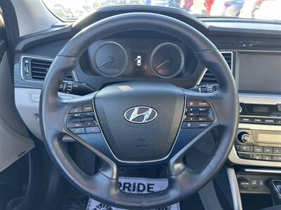 2015 Hyundai SONATA Limited   - Photo 14 - Framingham, MA 01702