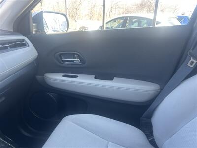2019 Honda HR-V LX   - Photo 11 - Framingham, MA 01702