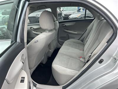 2013 Toyota Corolla LE   - Photo 8 - Framingham, MA 01702