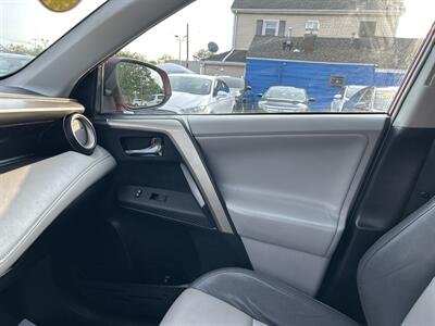 2013 Toyota RAV4 Limited   - Photo 13 - Framingham, MA 01702