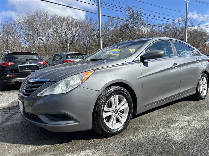 2013 Hyundai SONATA GLS   - Photo 1 - Framingham, MA 01702