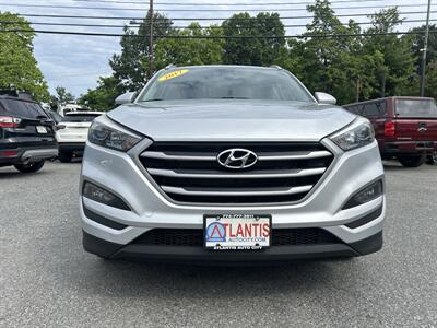 2017 Hyundai TUCSON SE   - Photo 2 - Framingham, MA 01702