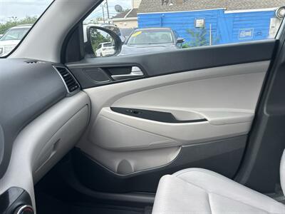 2017 Hyundai TUCSON SE   - Photo 12 - Framingham, MA 01702