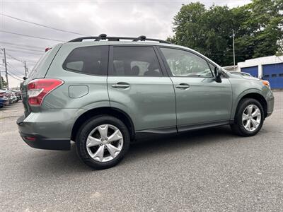 2016 Subaru Forester 2.5i Premium - Photo 4 - Framingham, MA 01702