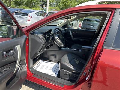 2013 Nissan Rogue SV w/SL Package   - Photo 11 - Framingham, MA 01702
