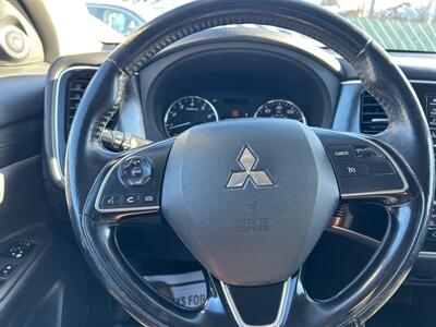 2016 Mitsubishi Outlander SEL   - Photo 17 - Framingham, MA 01702