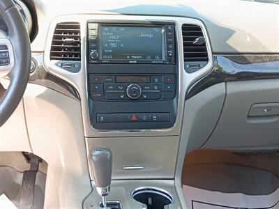 2013 Jeep Grand Cherokee Laredo   - Photo 15 - Acton, MA 01720