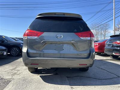 2011 Toyota Sienna LE 8-Passenger   - Photo 5 - Framingham, MA 01702