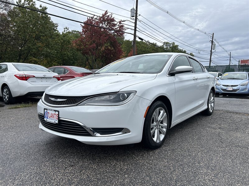 2016 Chrysler 200 Limited - Photo 1 - Framingham, MA 01702
