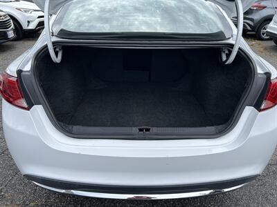 2016 Chrysler 200 Limited   - Photo 8 - Framingham, MA 01702