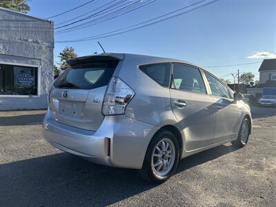 2014 Toyota Prius v Three   - Photo 4 - Framingham, MA 01702