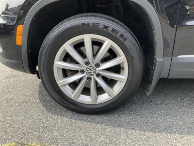 2017 Volkswagen Tiguan 2.0T Wolfsburg Edition 4M   - Photo 11 - Acton, MA 01720