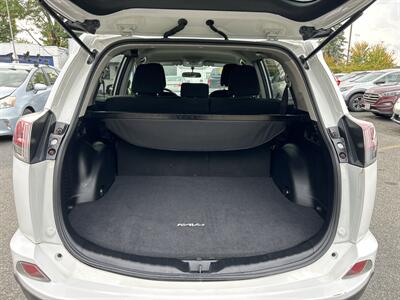 2016 Toyota RAV4 LE - Photo 10 - Framingham, MA 01702