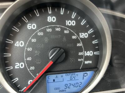 2013 Toyota RAV4 XLE   - Photo 16 - Framingham, MA 01702