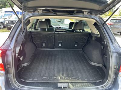 2016 Subaru Outback 2.5i Limited   - Photo 8 - Framingham, MA 01702