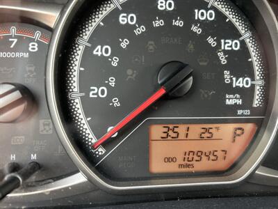 2017 Toyota Yaris 5-Door L   - Photo 14 - Framingham, MA 01702