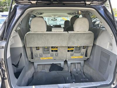 2014 Toyota Sienna LE 8-Passenger - Photo 8 - Framingham, MA 01702