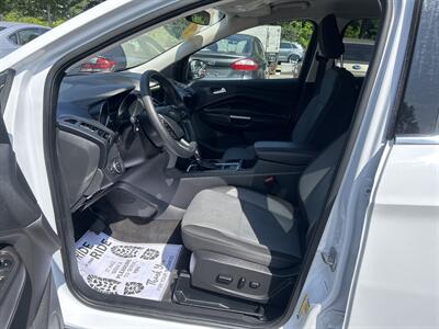 2019 Ford Escape SE   - Photo 10 - Framingham, MA 01702