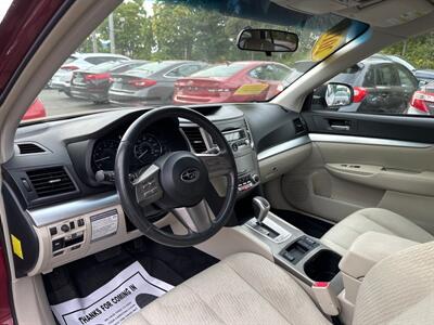 2011 Subaru Outback 2.5i Premium   - Photo 11 - Acton, MA 01720