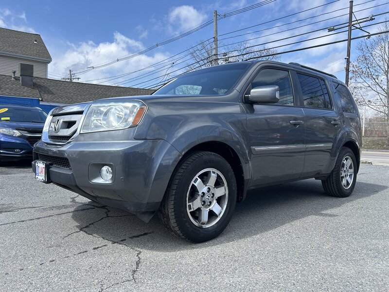2011 Honda Pilot Touring   - Photo 1 - Framingham, MA 01702