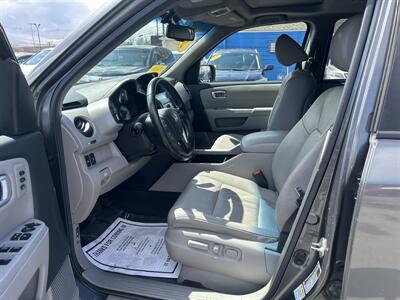 2011 Honda Pilot Touring   - Photo 9 - Framingham, MA 01702