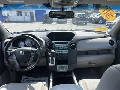 2011 Honda Pilot Touring   - Photo 11 - Framingham, MA 01702