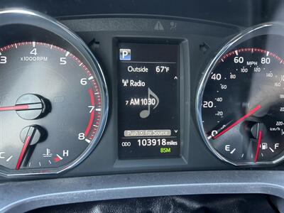 2017 Toyota RAV4 SE   - Photo 16 - Framingham, MA 01702
