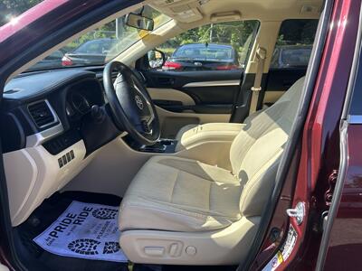 2015 Toyota Highlander LE Plus   - Photo 9 - Framingham, MA 01702