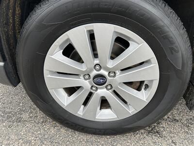 2016 Subaru Outback 2.5i Premium   - Photo 7 - Framingham, MA 01702