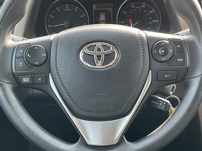 2018 Toyota RAV4 LE   - Photo 19 - Acton, MA 01720