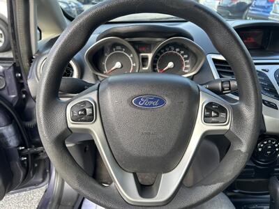 2013 Ford Fiesta SE   - Photo 13 - Framingham, MA 01702