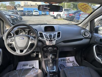 2013 Ford Fiesta SE   - Photo 10 - Framingham, MA 01702