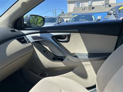 2016 Hyundai ELANTRA SE   - Photo 11 - Framingham, MA 01702