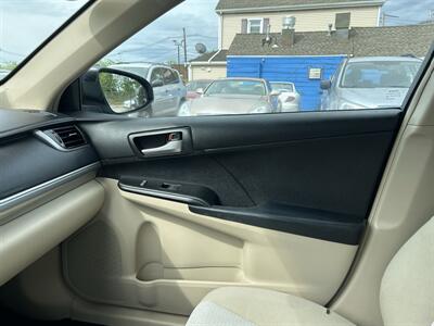 2012 Toyota Camry LE   - Photo 12 - Framingham, MA 01702