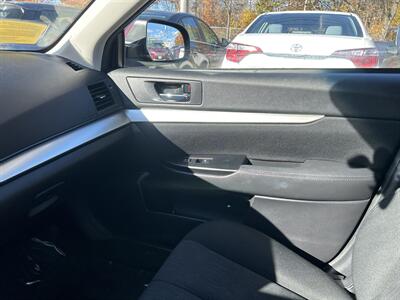 2013 Subaru Legacy 2.5i Premium   - Photo 12 - Framingham, MA 01702