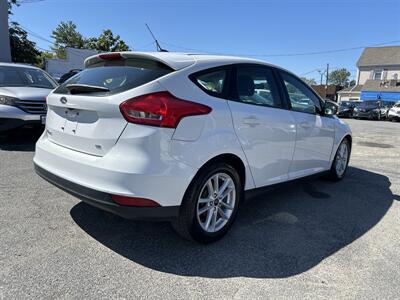 2017 Ford Focus SE   - Photo 4 - Framingham, MA 01702