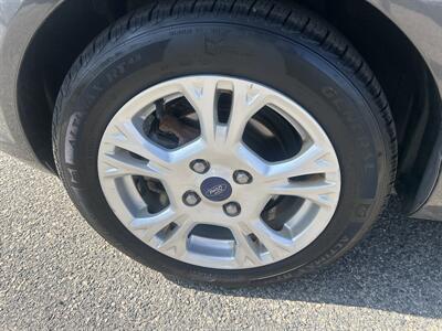 2015 Ford Fiesta SE   - Photo 8 - Framingham, MA 01702